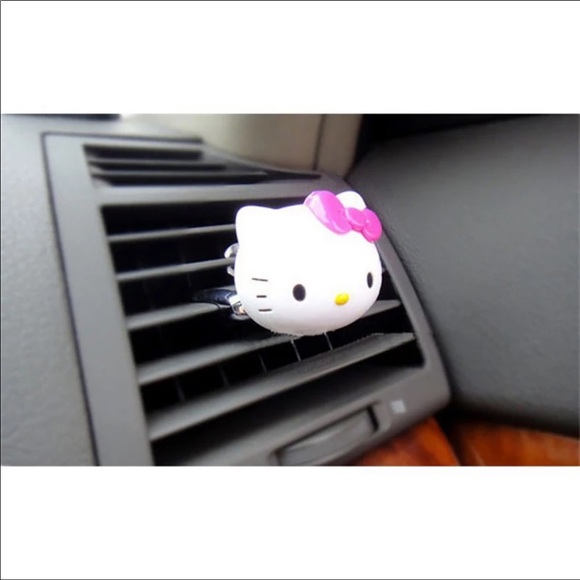🌸SALE🌸Hello kitty cat vent air fresheners - Picture 3 of 8